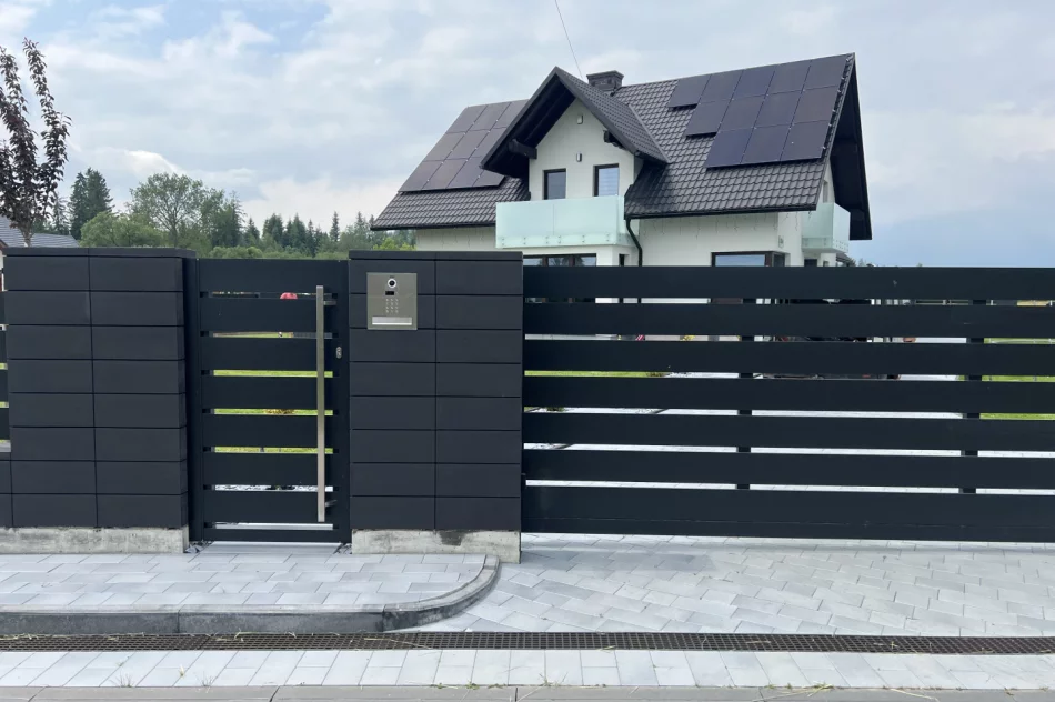 Nowoczesne bramy i ogrodzenia z aluminium oraz stali - zdjęcie 8
