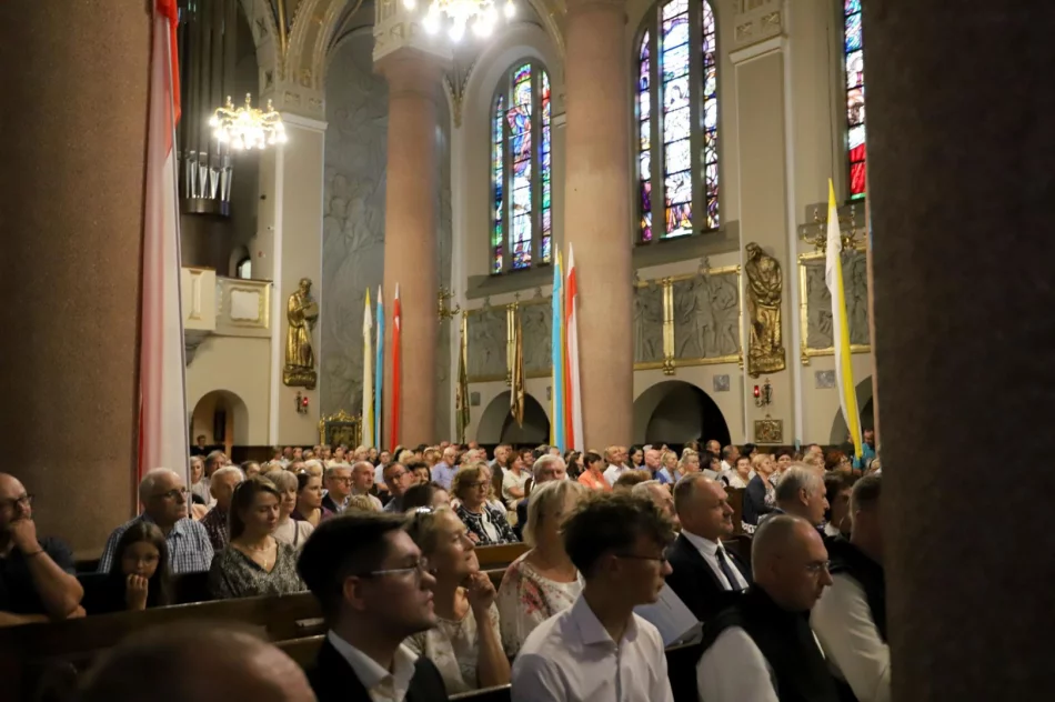 AVE MARIA MATER DOLOROSA - za nami piękny koncert w Limanowskiej Bazylice - zdjęcie 10