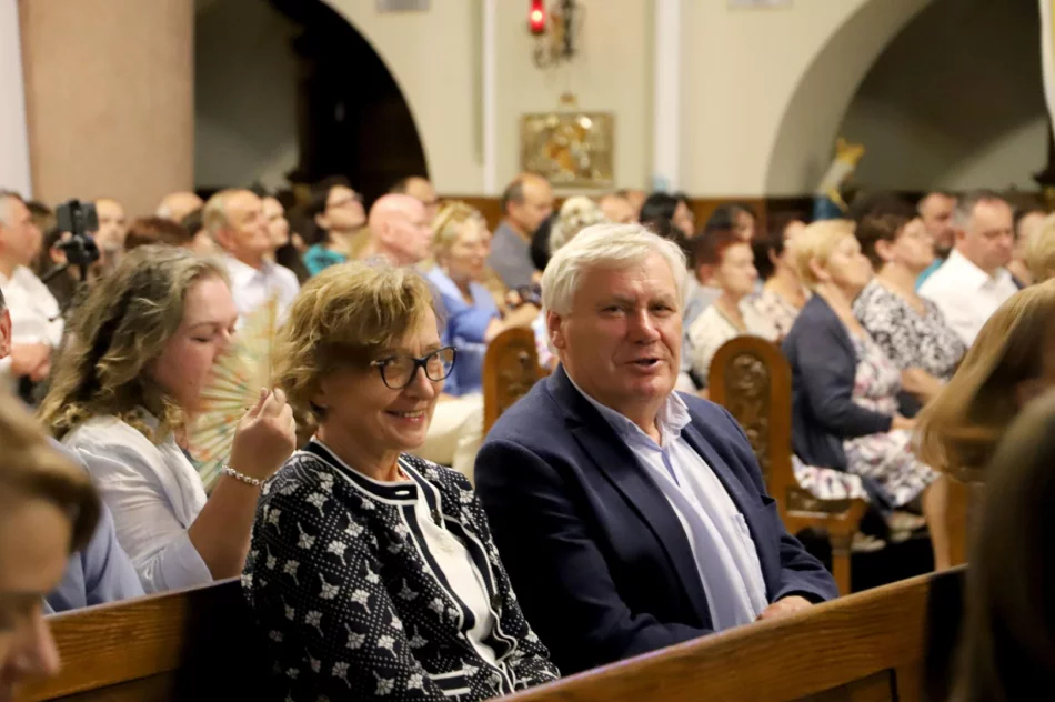 AVE MARIA MATER DOLOROSA - za nami piękny koncert w Limanowskiej Bazylice - zdjęcie 11