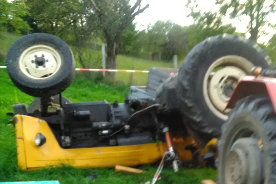 30-latek w stanie zagrożenia życia zabrany przez LPR - zdjęcie 2