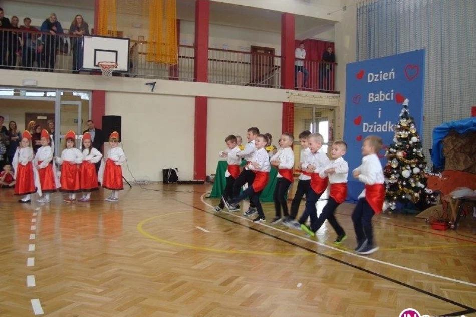 Święto Babć i Dziadków w Łętowem - zdjęcie 19