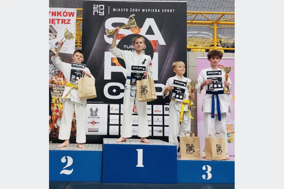 XI Turniej Karate Kyokushin „SARI CUP” – 4 medale karateków ARS Limanowa na początek nowego sezonu!  - zdjęcie 4