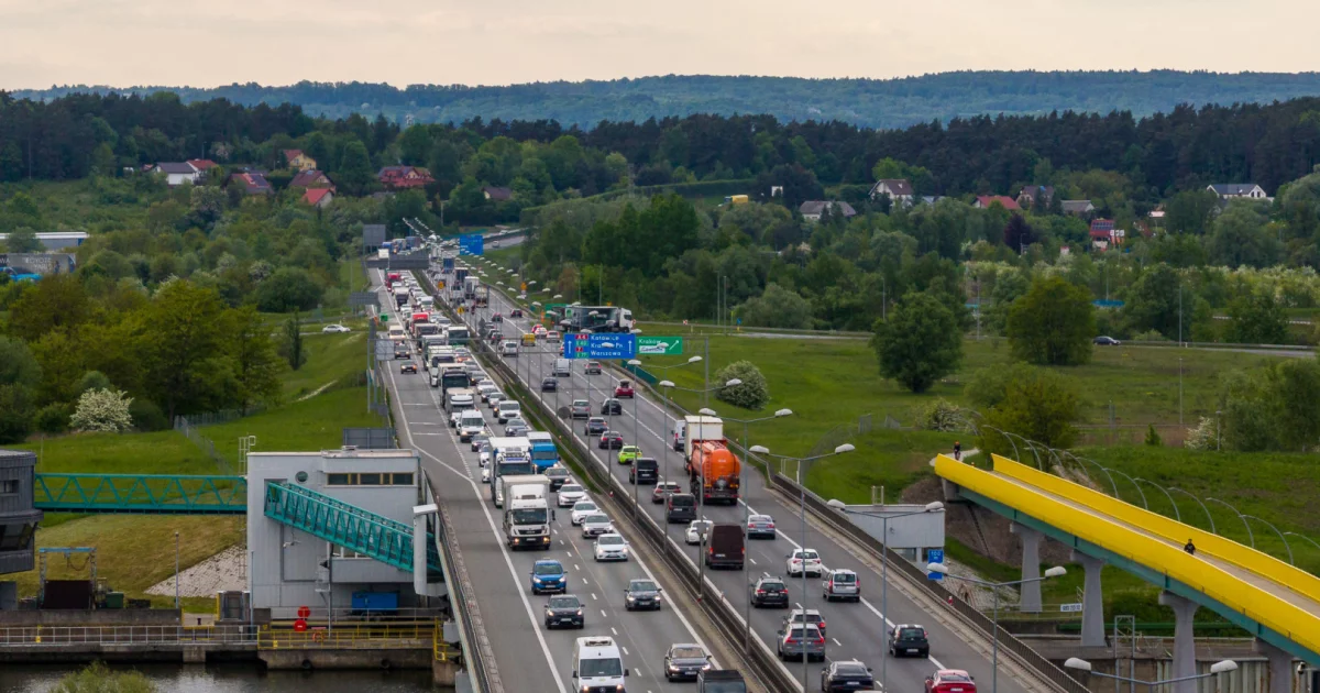 Proponowane zmiany w Prawie o ruchu drogowym. Prawo jazdy od 17 roku życia