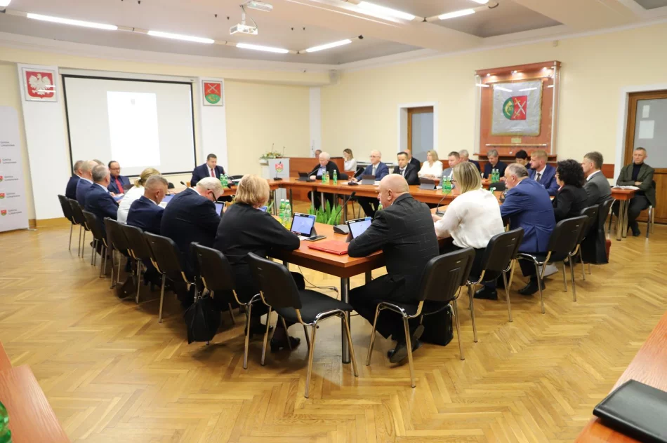 Za nami VIII sesja Rady Gminy Limanowa - zdjęcie 16