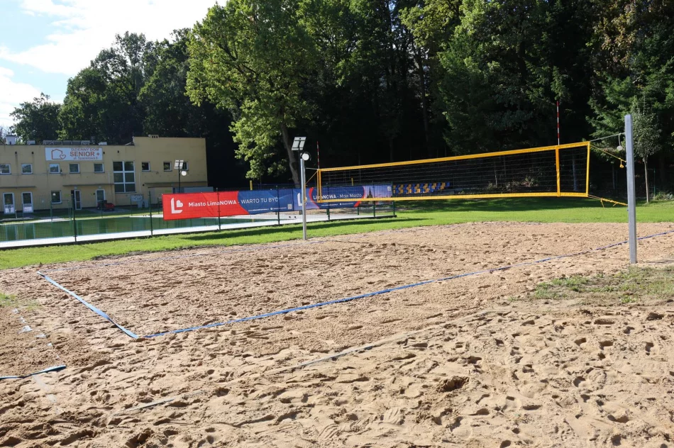  Odbył się Turniej Siatkówki Plażowej o Puchar Burmistrz Miasta Limanowa - zdjęcie 7