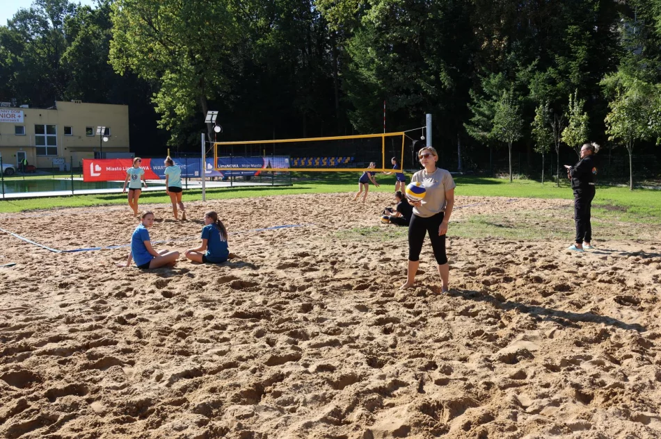  Odbył się Turniej Siatkówki Plażowej o Puchar Burmistrz Miasta Limanowa - zdjęcie 19
