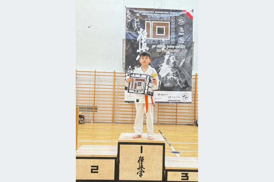 Siedem medali karateków ARS Limanowa – JONIEC Team na X Turnieju Karate Kyokushin o Puchar Solny w Wieliczce - zdjęcie 10
