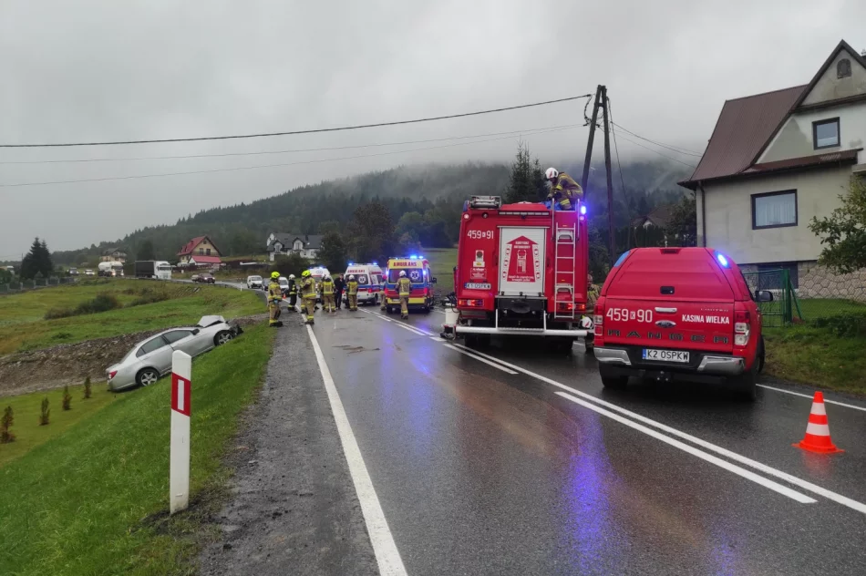 Czołowe zderzenie na DK 28: trzy osoby ranne - zdjęcie 6