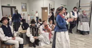 Warsztaty taneczne z zespołem regionalnym „Starowiejski HYR” w Miejskim Przedszkolu Nr 2 - zdjęcie 2