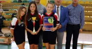 Dziewczęta z Siekierczyny Mistrzyniami Gminy Limanowa w Halowej Piłce nożnej - zdjęcie 4