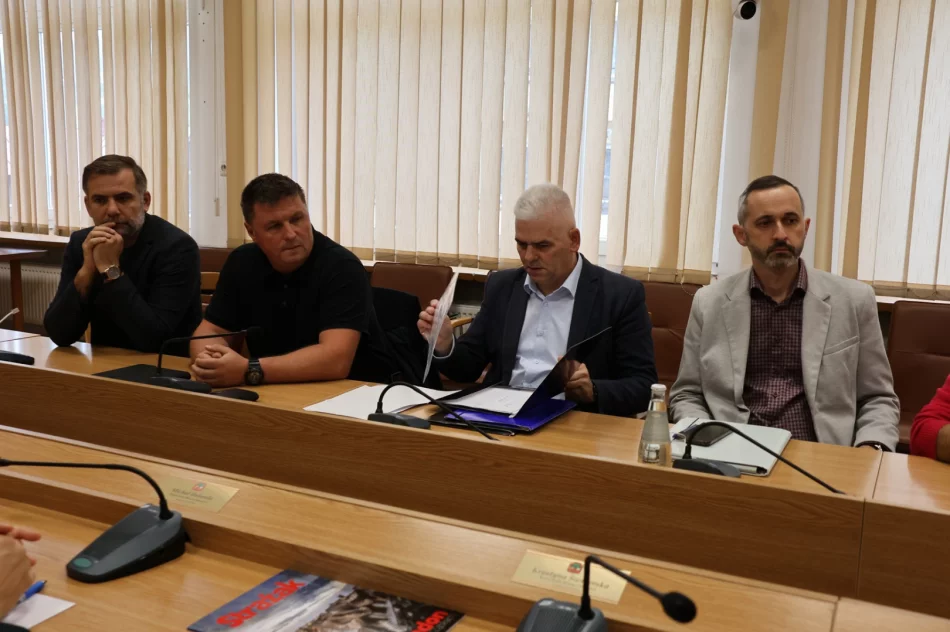 Posiedzenie Miejskiego Zespołu Zarządzania Kryzysowego - zdjęcie 5