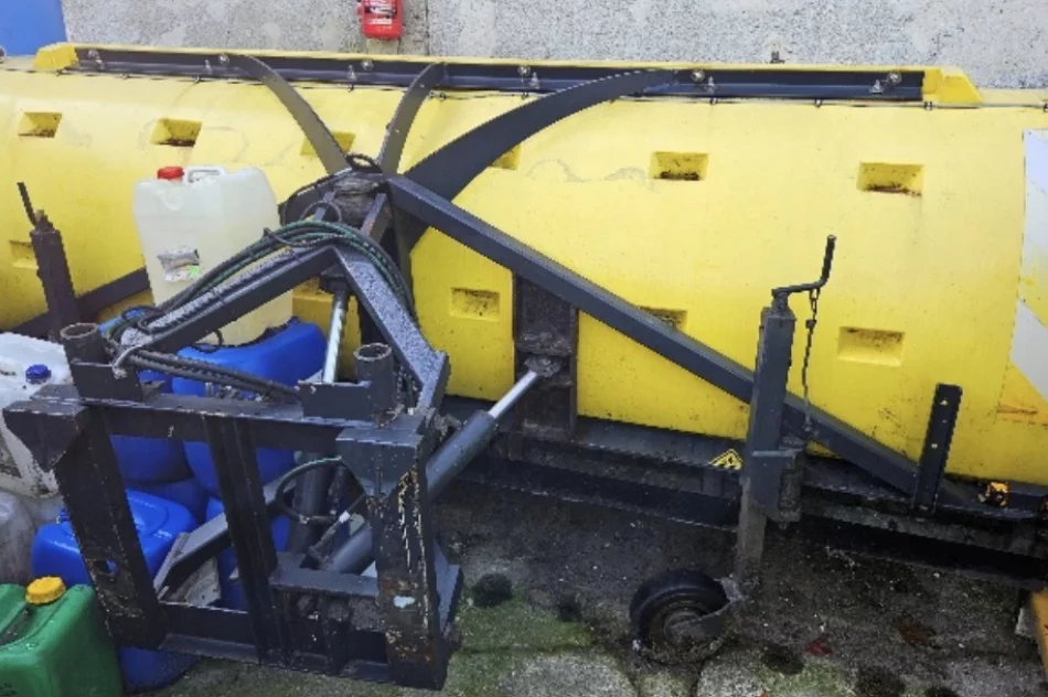 ZGK w Tymbarku sprzedaje myjnię i ciężarówkę - zdjęcie 4