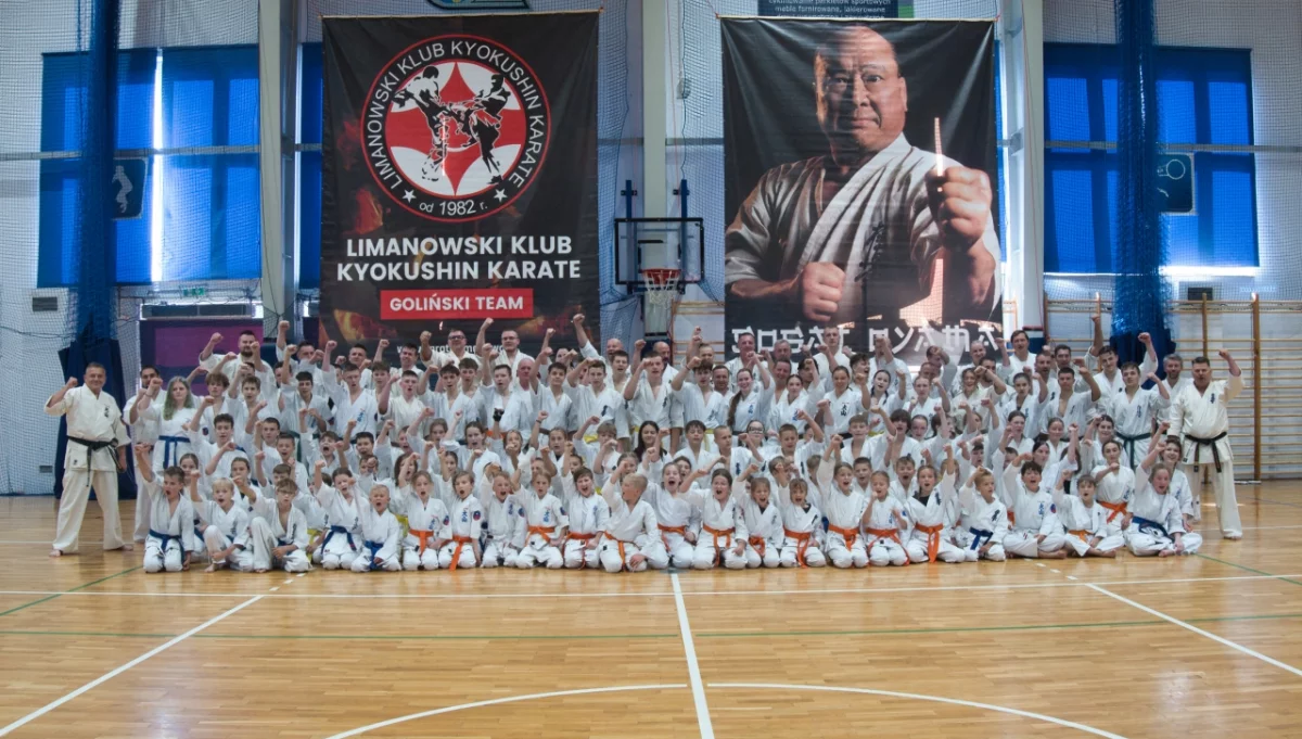 Sparingi karateków w Ekonomie