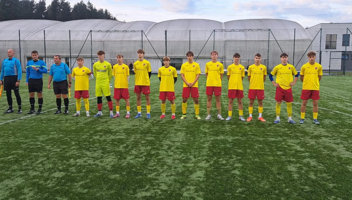 Juniorzy U17 Limanovii wiceliderem rozgrywek. Cenny remis z Cracovią.