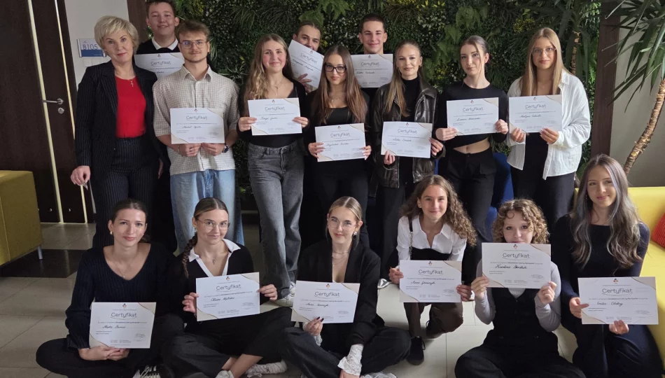 Limanowskie technikum uczy liderstwa – uczniowie w projekcie społecznym - zdjęcie 1