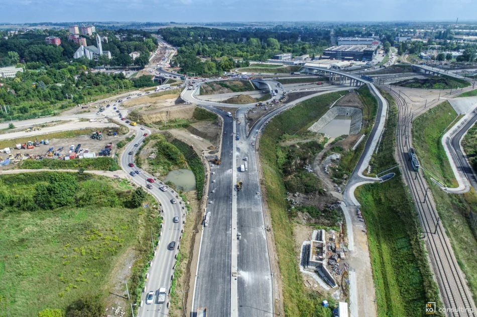 Zmiany na obwodnicy Krakowa: Rondo węzła Grębałów będzie otwarte dla kierowców w ramach budowy S7 - zdjęcie 3