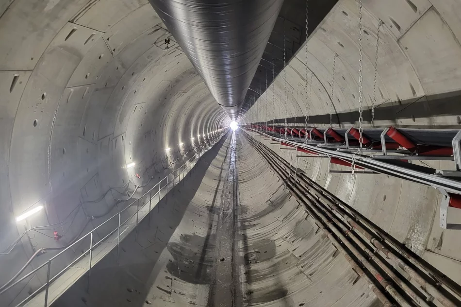 Podłęże-Piekiełko: 1,6 km tunelu ewakuacyjnego - zdjęcie 2
