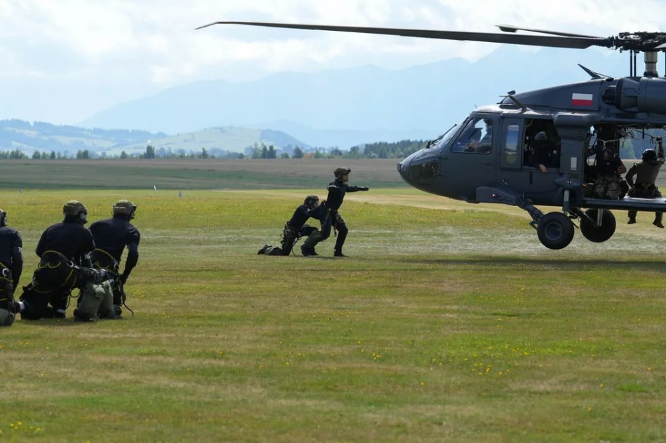 Szkolenie kontrterrorystów, ratowników GOPR i strażaków - zdjęcie 5