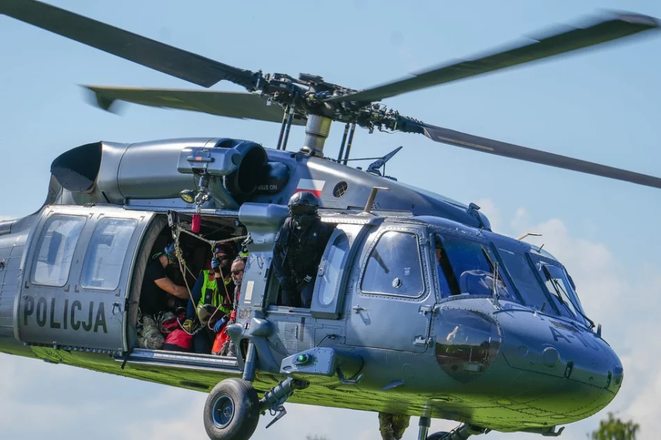 Szkolenie kontrterrorystów, ratowników GOPR i strażaków - zdjęcie 14