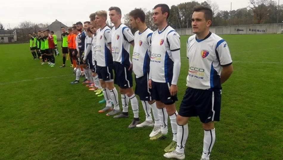 Kolejne zwycięstwo Limanovii. Kontrowersjyjne decyzje głównego arbitra. - zdjęcie 1