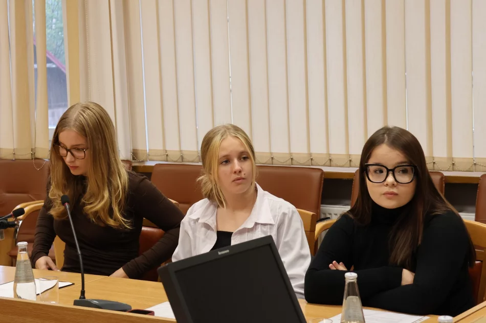 Nowy opiekun i plany młodych radnych - zdjęcie 3