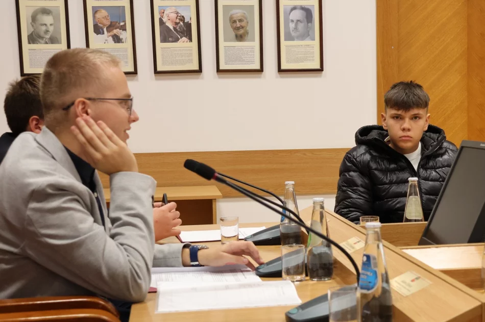 Nowy opiekun i plany młodych radnych - zdjęcie 4