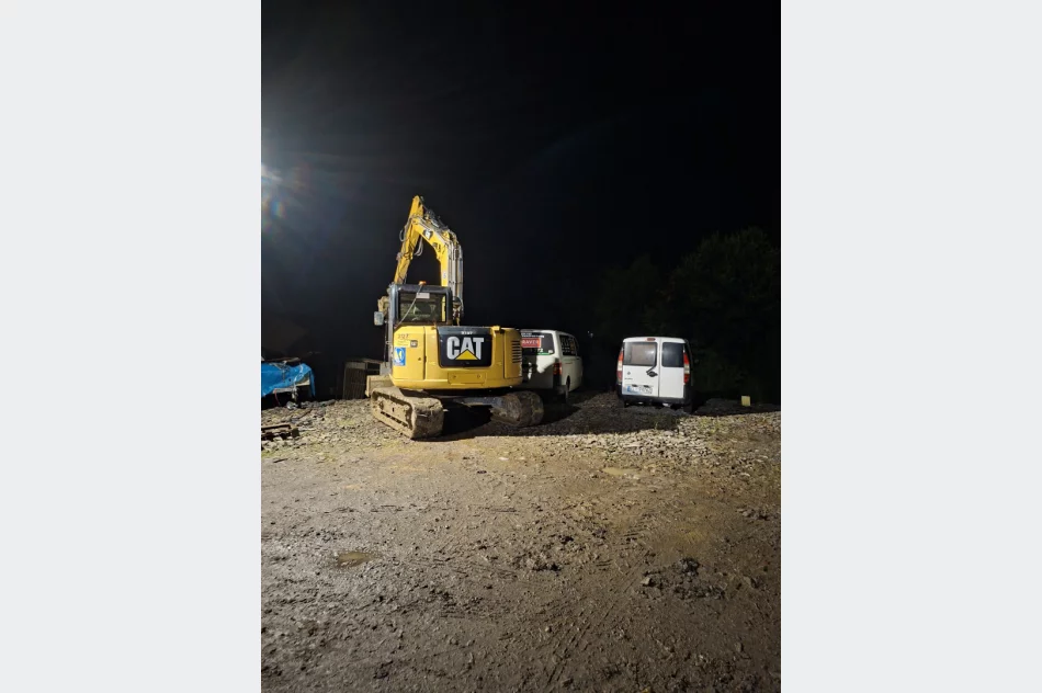 Kompleksowe prace ziemne. Usługi koparką, studnie, plantowanie, fundamenty. - zdjęcie 1