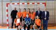 Dziewczęta z Pasierbca zwyciężają w Mistrzostwach Gminy Limanowa w Halowej Piłce Nożnej - zdjęcie 4