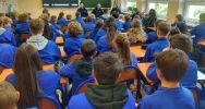 Policjanci rozmawiali z uczniami o bezpieczeństwie w sieci - zdjęcie 2
