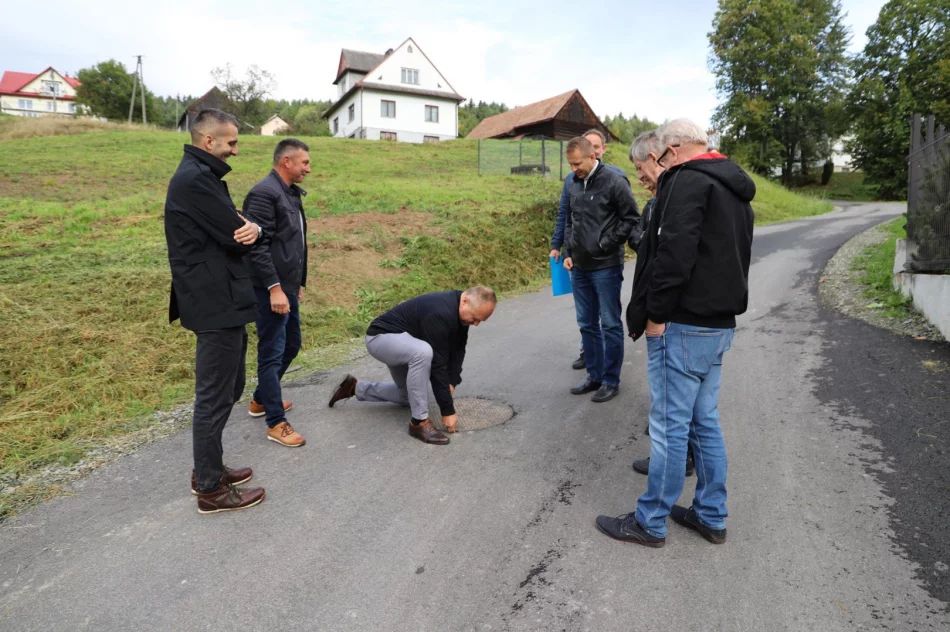 Długooczekiwana inwestycja zakończona – kanalizacja na Starej Wsi oddana do użytku - zdjęcie 8