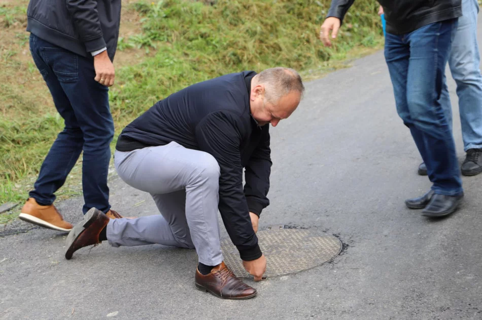 Długooczekiwana inwestycja zakończona – kanalizacja na Starej Wsi oddana do użytku - zdjęcie 9