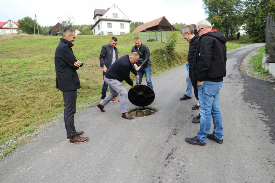Długooczekiwana inwestycja zakończona – kanalizacja na Starej Wsi oddana do użytku - zdjęcie 11