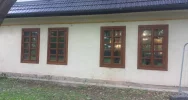 Limanowskie muzeum wymienia zewnętrzne okna i drzwi w zabytkowym Dworze Marsów - zdjęcie 2