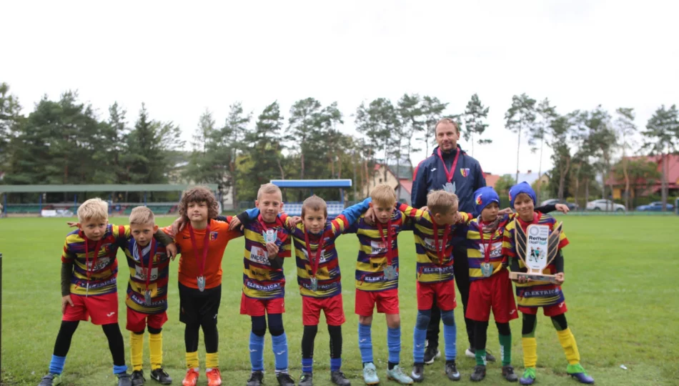 AP Limanovia z wielkimi klubami. Awans do Steel Cup. - zdjęcie 1