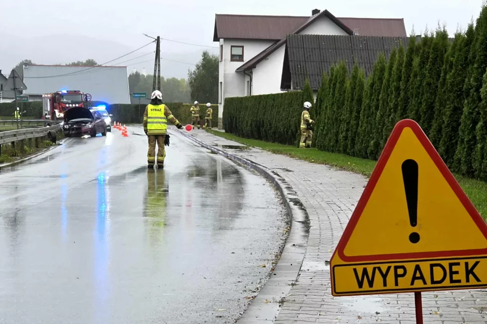Nietrzeźwy 18-latek w BMW uderzył w bariery - zdjęcie 3