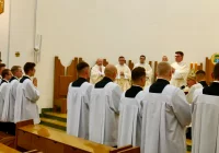 Nieznaczny spadek kandydatów do seminariów i zakonów męskich oraz żeńskich - zdjęcie główne