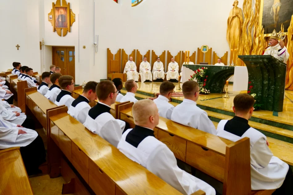 19 alumnów kandydatami do święceń - zdjęcie 17