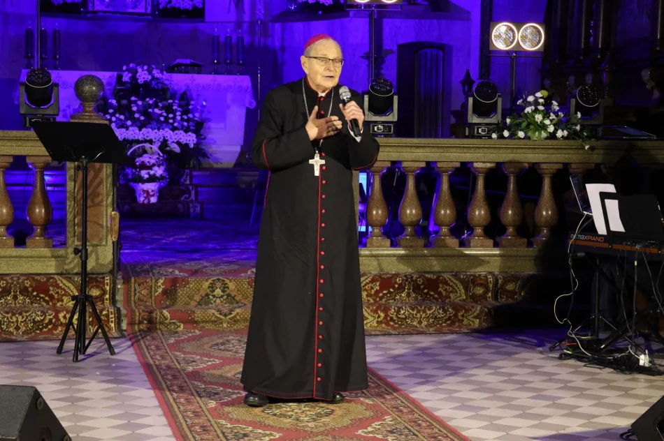 Koncert „Zatrzymał się… Tu” w Limanowej – hołdem Limanowian dla Świętego Jana Pawła II - zdjęcie 12