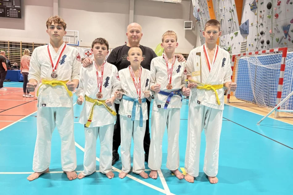 Puchar Polski Karate Kyokushin – świetny start i 5 medali limanowskich karateków ARS Limanowa–JONIEC TEAM! - zdjęcie 8