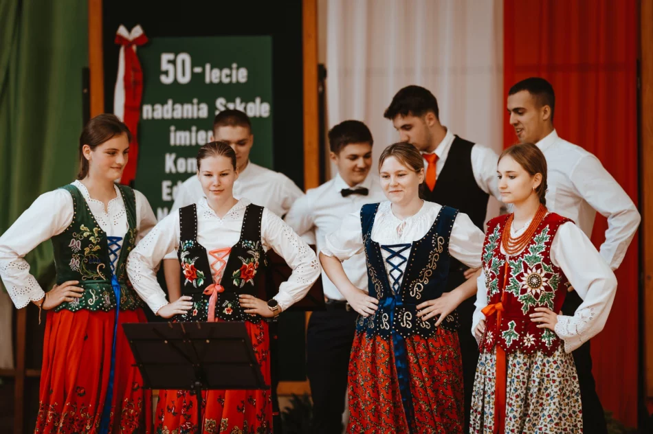Pół wieku z patronem. Szkoła świętowała jubileusz  - zdjęcie 3