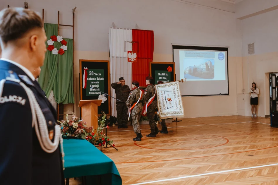 Pół wieku z patronem. Szkoła świętowała jubileusz  - zdjęcie 14