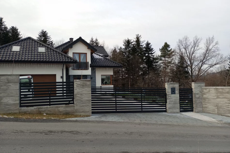 USŁUGI ŚLUSARSKIE. Brama/Bramy, balustrady, konstrukcje. - zdjęcie 1