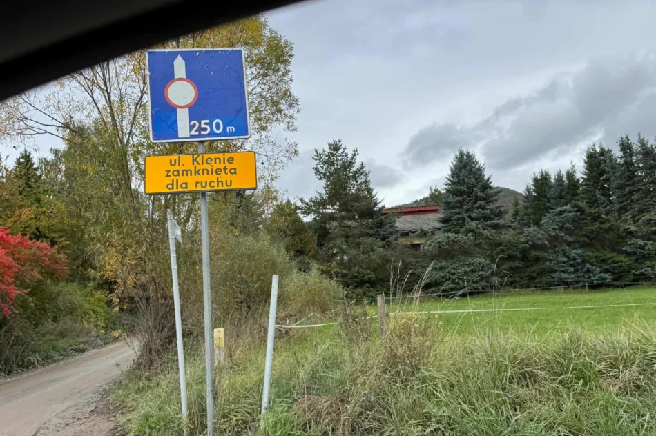 Tymczasowa organizacja ruchu na drodze prowadzącej do osiedla Klenie w miejscowości Kłodne - zdjęcie 4