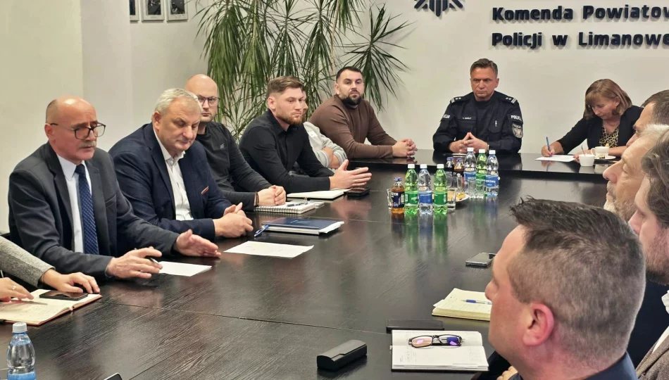 "Podłęże-Piekiełko" i błoto na drogach. Policja i samorządy szukają rozwiązań - zdjęcie 1