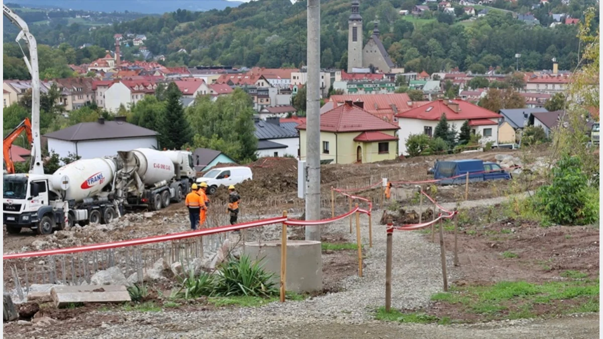 Modernizacja linii kolejowej w Limanowej - plac budowy/fot.: UM Limanowa