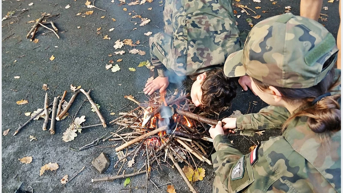 Tymbark: Strzelcy szkolili się z survivalu i zasad bezpieczeństwa/fot.: JS nr 2007 ZS OSW w Tymbarku