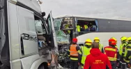 Groźny wypadek małopolskiej delegacji w Austrii (ZDJĘCIA) - zdjęcie 4