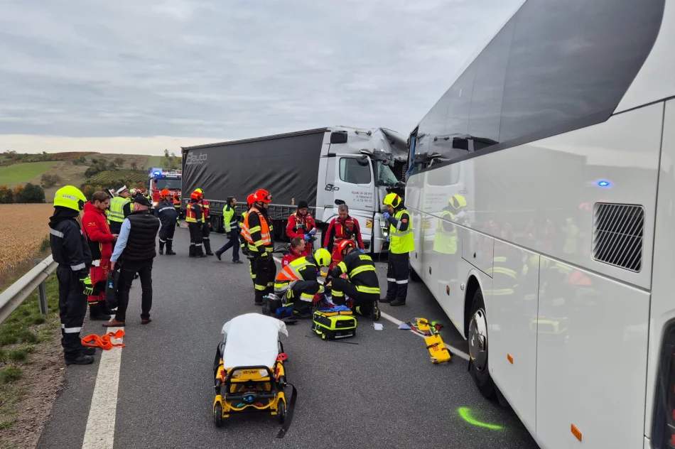 Groźny wypadek małopolskiej delegacji w Austrii (ZDJĘCIA) - zdjęcie 8