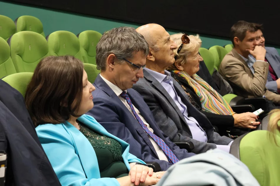 Uroczysta Inauguracja Roku Akademickiego Limanowskiego Uniwersytetu Trzeciego Wieku - zdjęcie 19