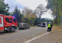 Zderzenie trzech aut, jedna osoba ranna - zdjęcie główne